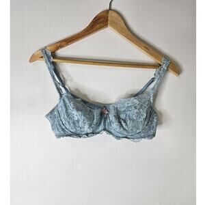 Victoria's Secret Vintage Y2K Blue Lace Demi Cup Underwire Bra 36B